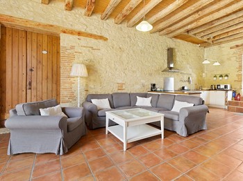 La Farat - Maison de Soleil - Salon / cuisine ouverte.
