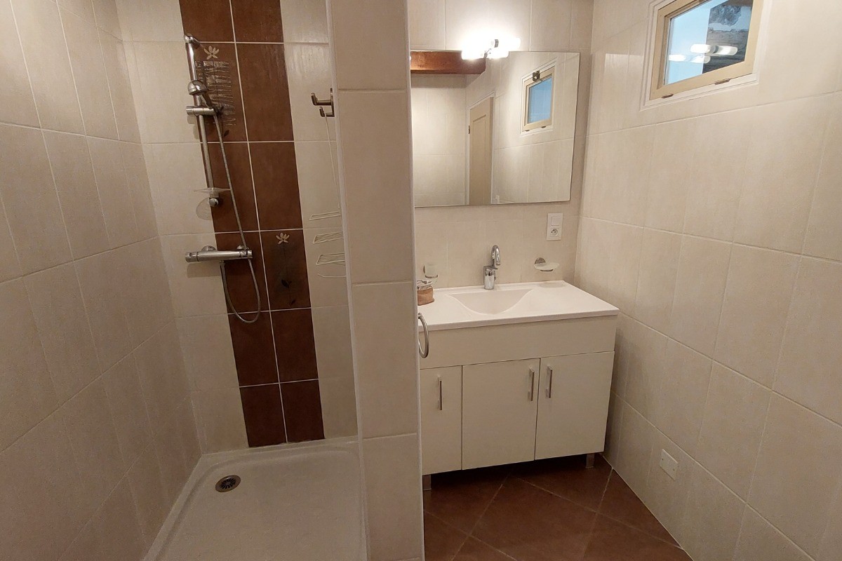 Salle d'eau RDC