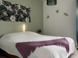 Chambre avec un lit en 160