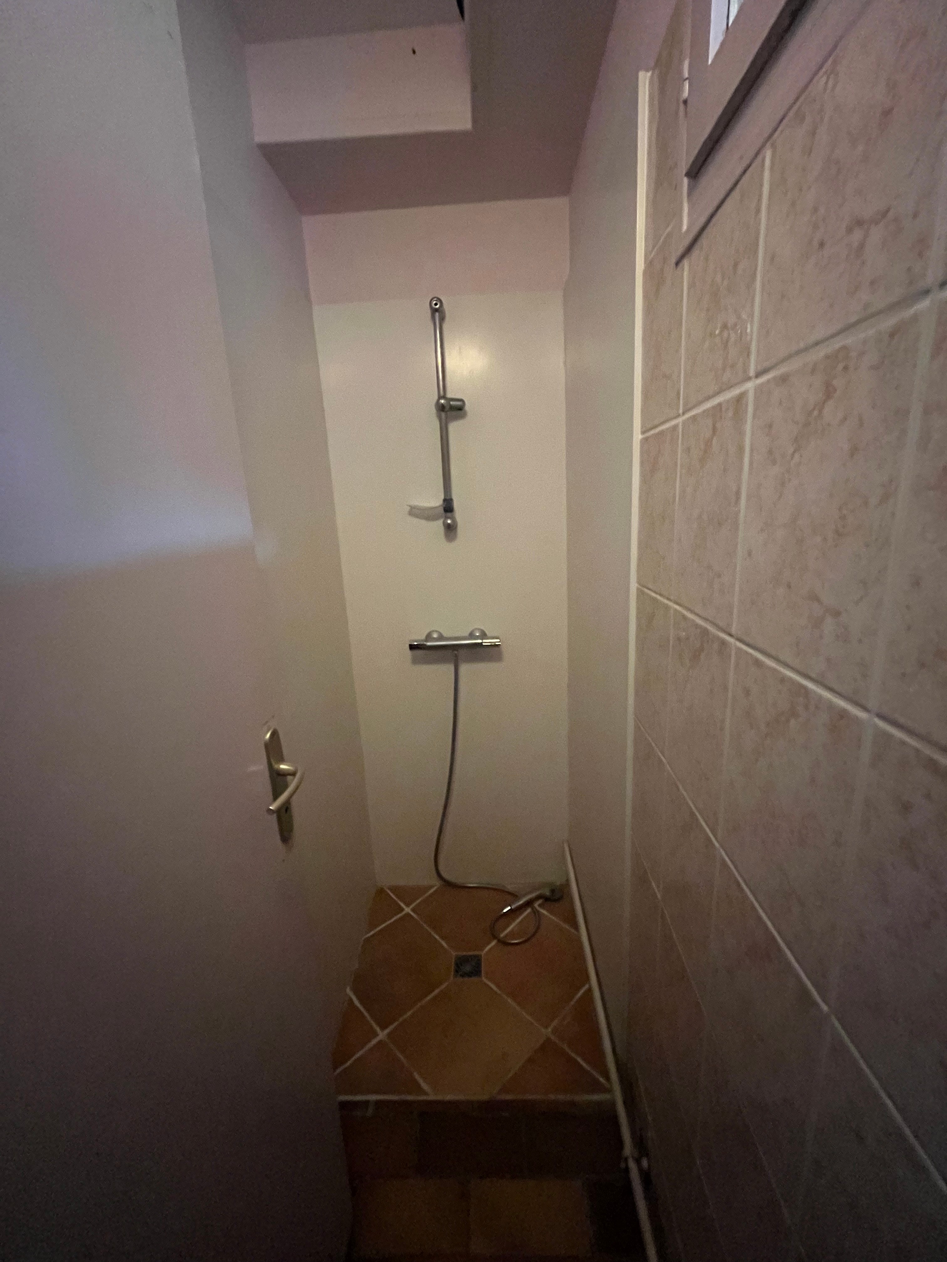 Gîte les Bruyères La chapelle Montligeon DOUCHE