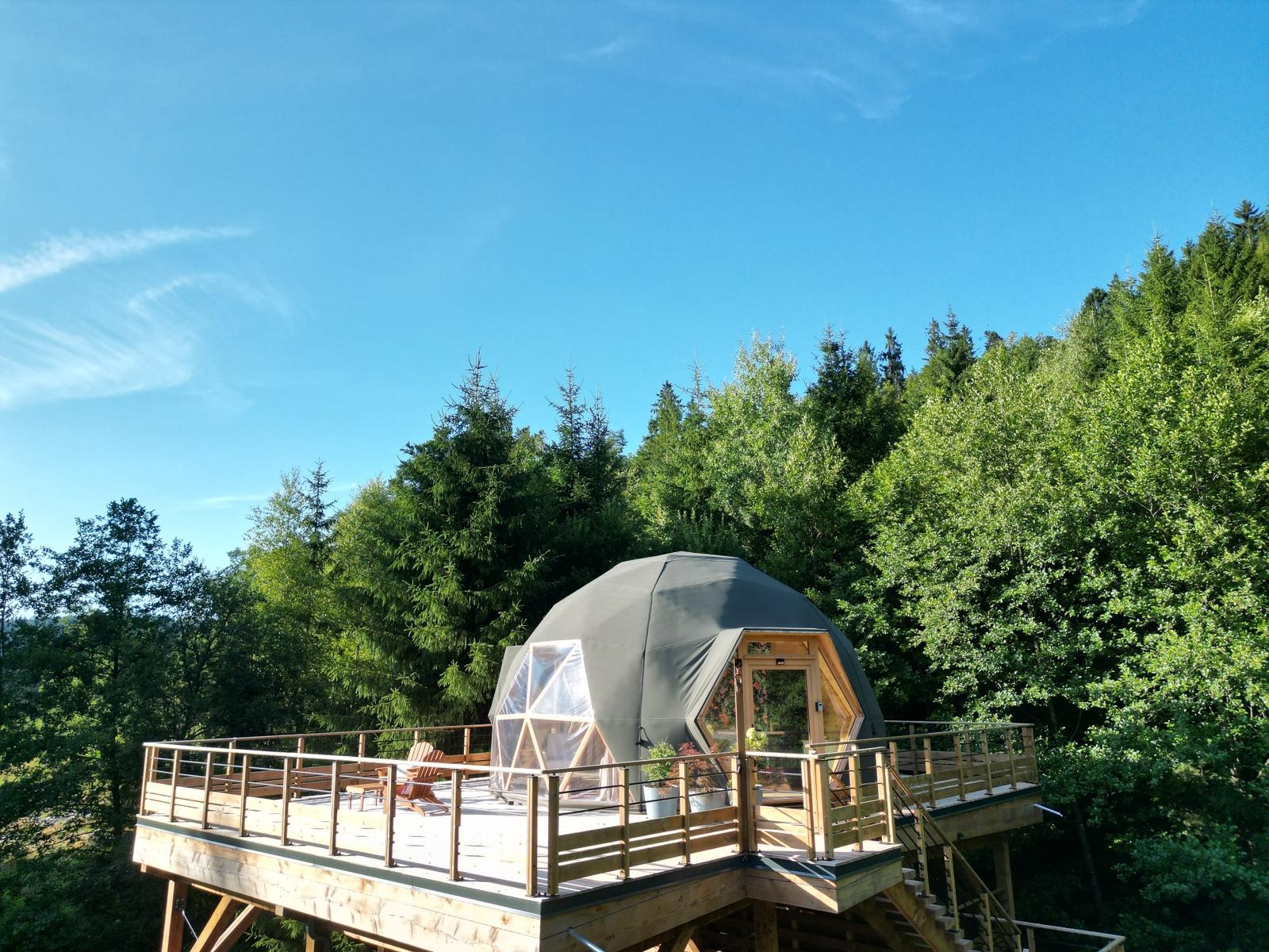 Terrasse et vue forêt - Dôme Sweet Dôme