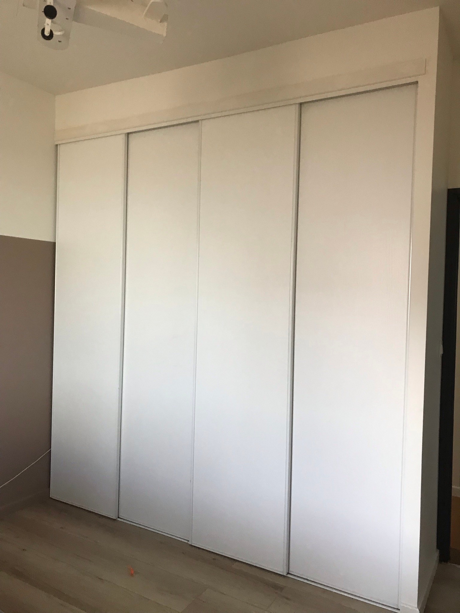 Chambre 3: rangement