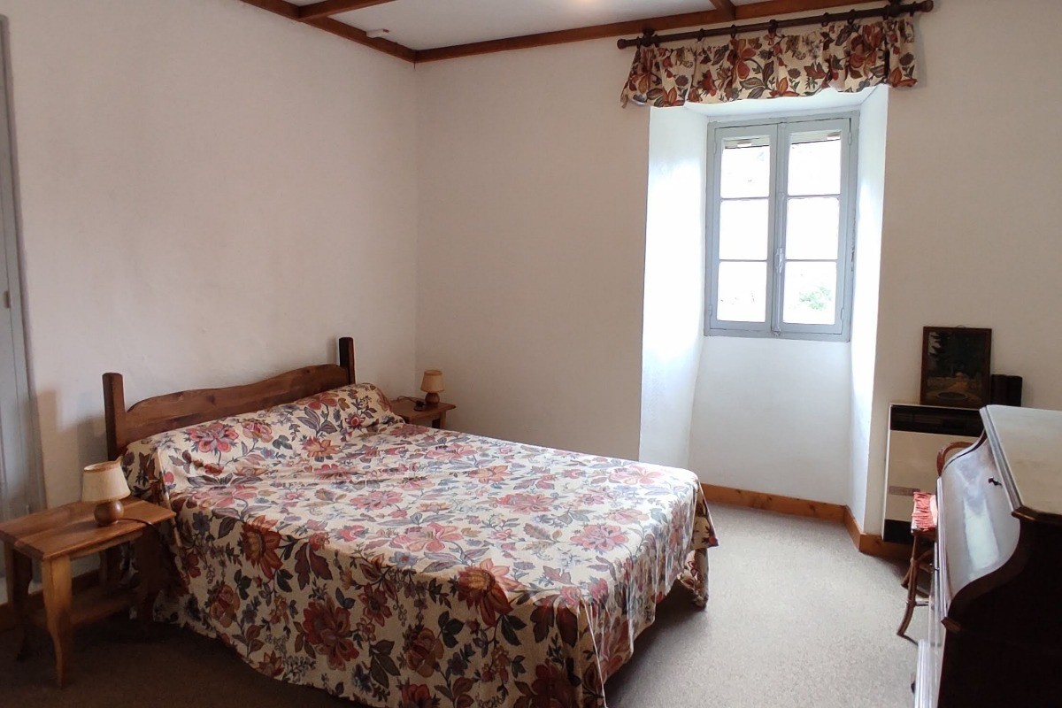 La Cheysserie - Maison forte du 13eme siècle dans la vallée de l'Eyrieux - Chambre du haut
