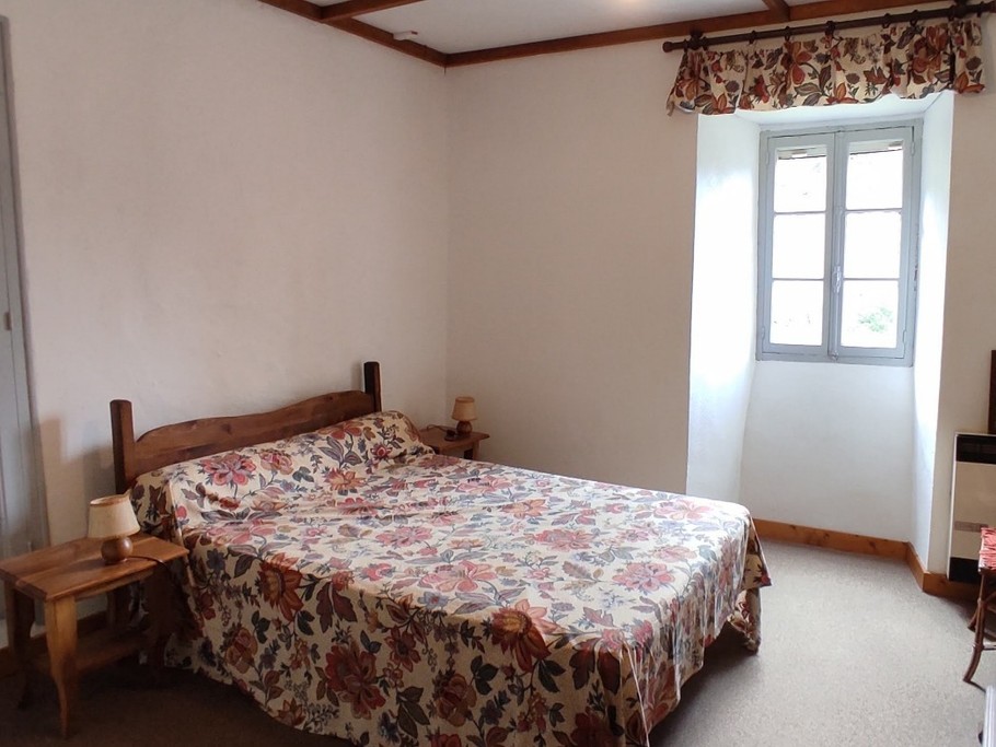 La Cheysserie - Maison forte du 13eme siècle dans la vallée de l'Eyrieux - Chambre du haut