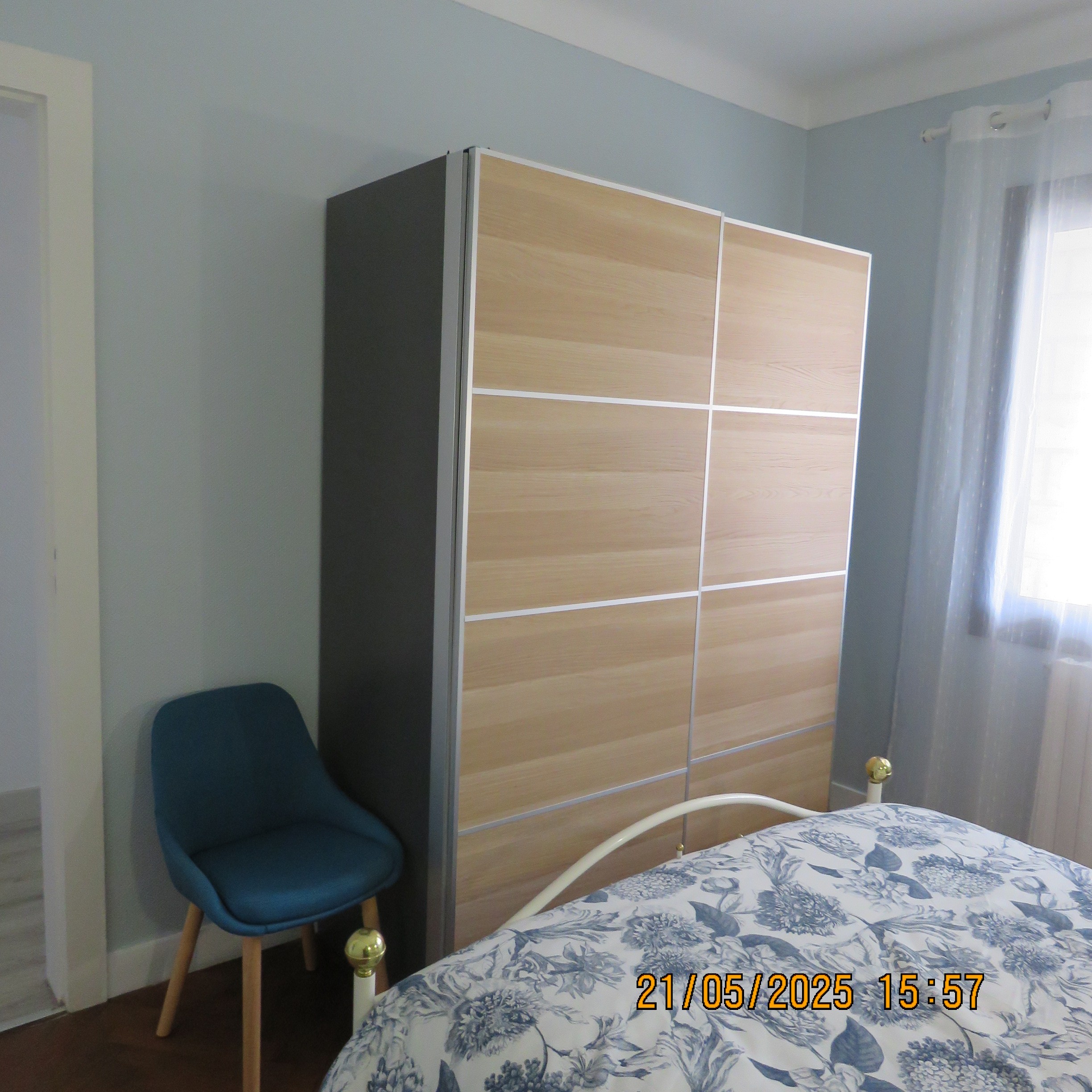 Chambre 1 , le dressing