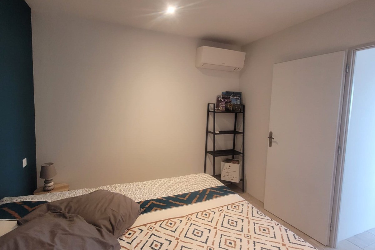 chambre avec 1 lit de 180x200 ou possibilité de 2 lits 90x200