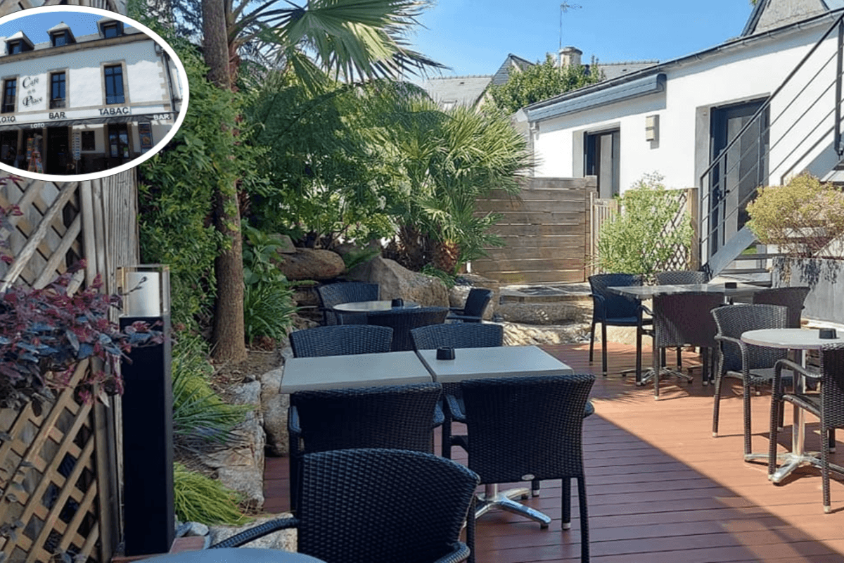 Terrasse du café de la place à deux pas du studio