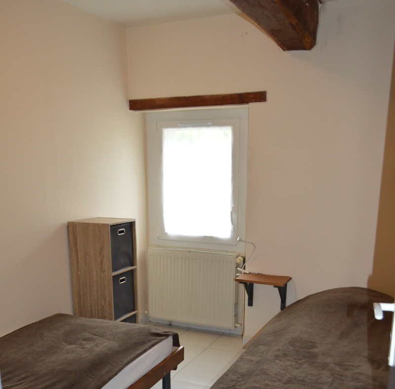 Chambre avec 2 lits 90cm