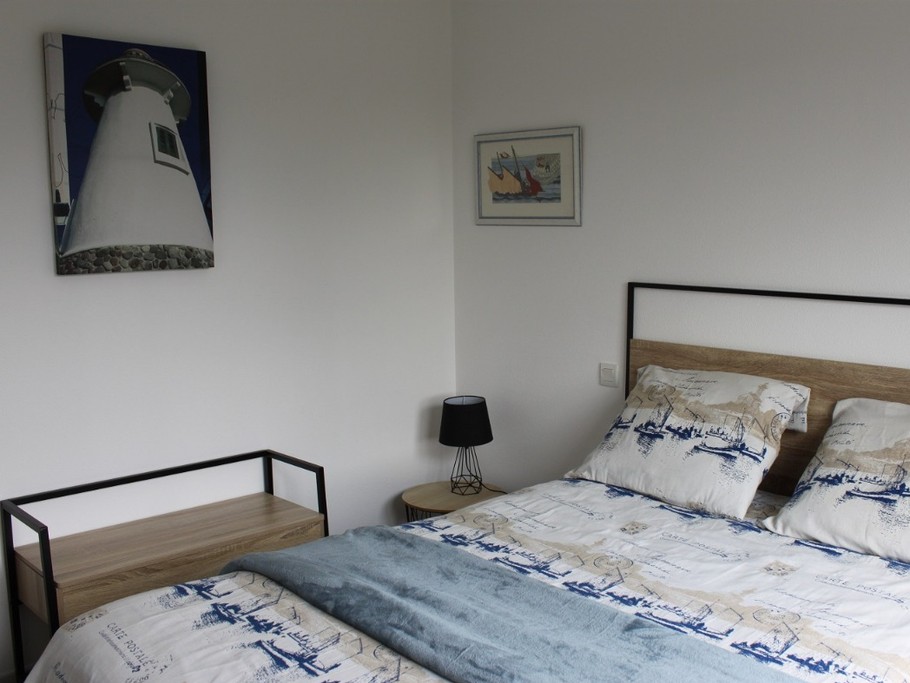 Clévacances - MAISON POUR 4 PERSONNES IDÉALEMENT SITUÉE PRES DE LA MER entre PERROS- GUIREC ET PAIMPOL - COTES D'ARMOR - BRETAGNE - chambre