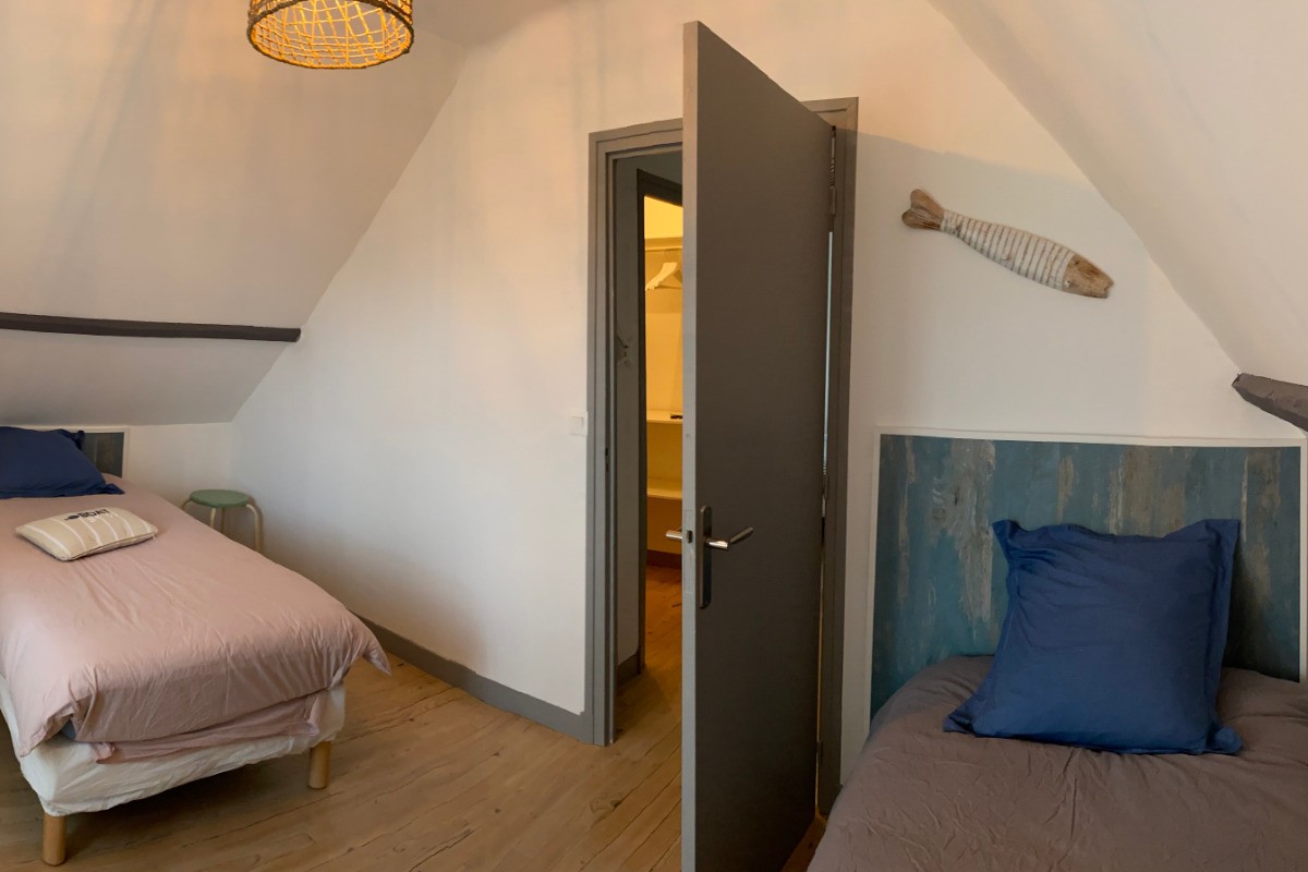 Location Clévacances, MAISON 6 PERSONNES - PERROS-GUIREC - 1 km PLAGE - COTES D'ARMOR - BRETAGNE -Chambre des mousaillons