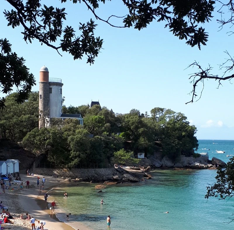 Plage de L'Anse Rouge