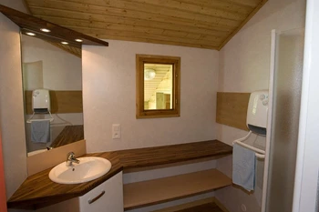 Chalet N°5 - Salle de bains
