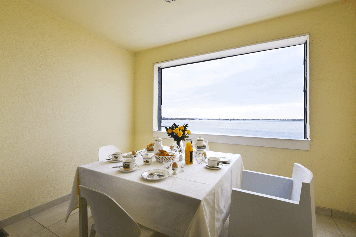 Terrasse avec vue sur l'océan