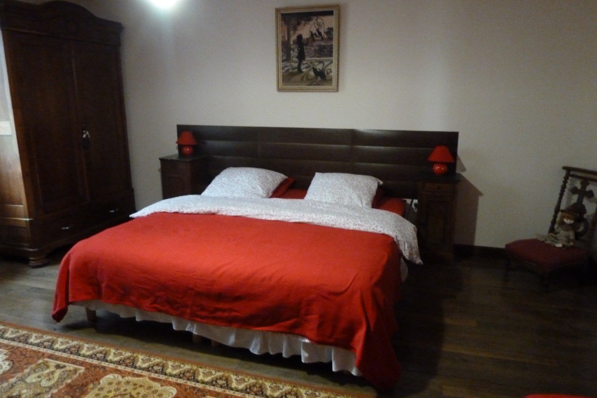 Chambre 2 lits simples- Gîtes du Holit proche de Thiaucourt Regniéville
