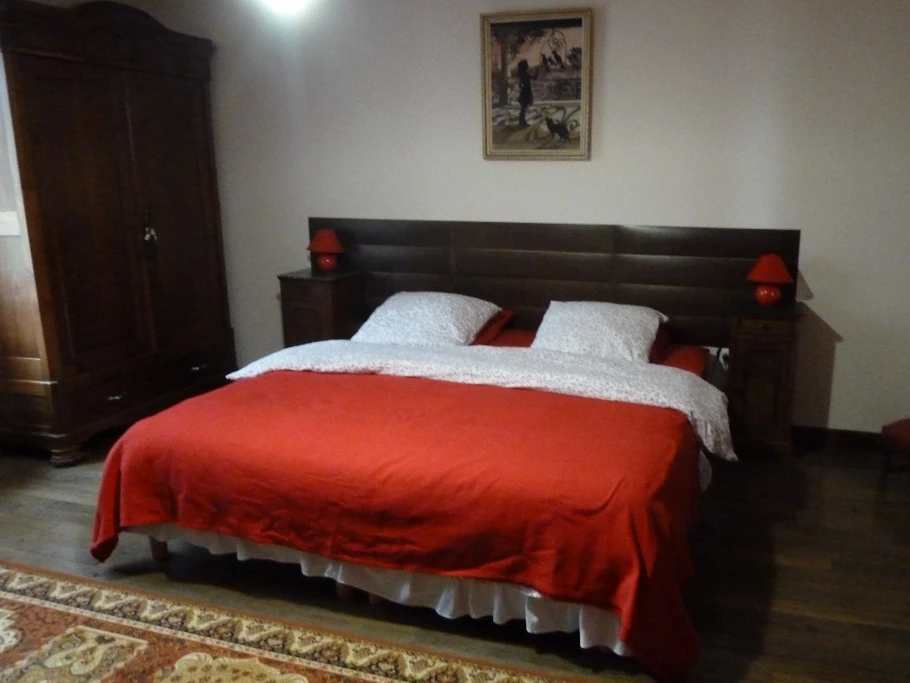 Chambre 2 lits simples- Gîtes du Holit proche de Thiaucourt Regniéville