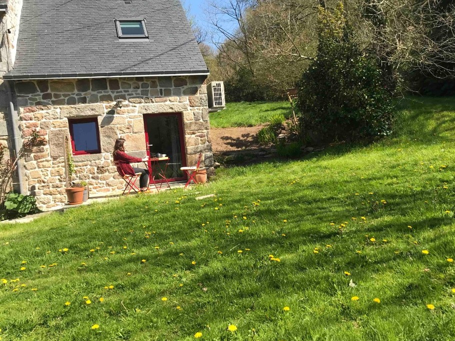 Clévacances, Location, 2 personnes, Mellionnec, jardin