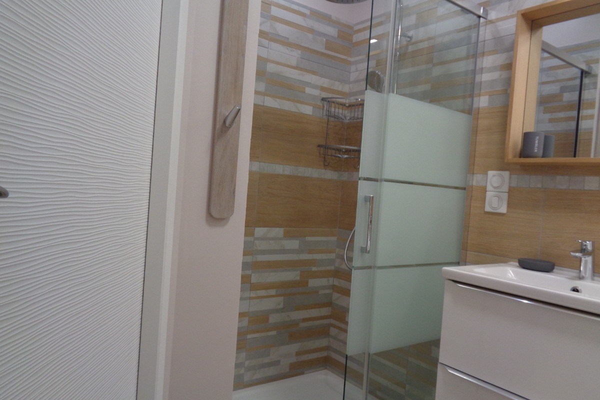 salle d'eau rdc