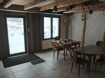La salle à manger - Chambre Flocon à la ferme sous les Hiez à Cornimont