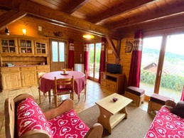 Séjour avec vue terrasse et montagnes - Chalet du Sotré à 900m du Lac de Longemer