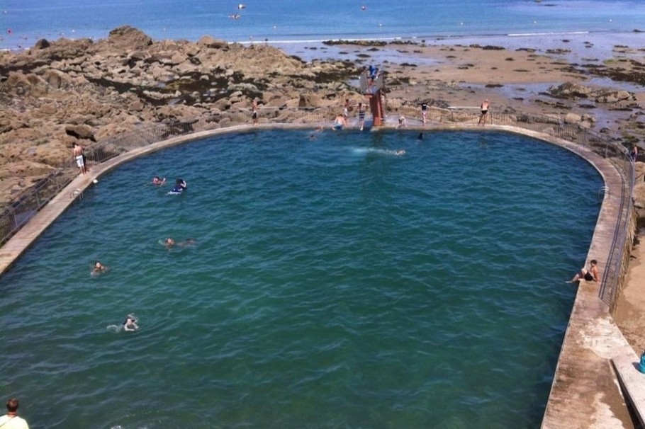 #Clévacances - APPARTEMENT 4 PERSONNES, VUE MER, exposition Sud/Sud/Est. SAINT QUAY PORTRIEUX COTES D'ARMOR BRETAGNE