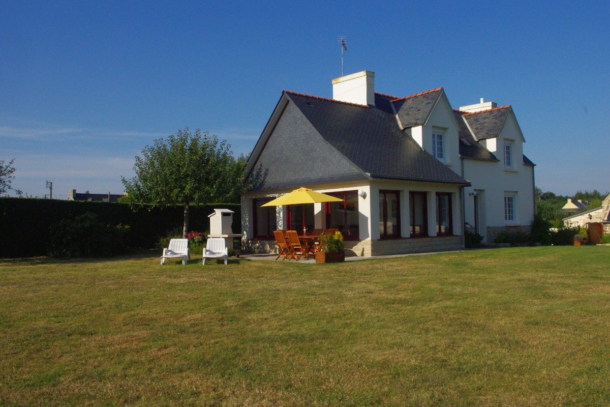 terrasse avec barbecue