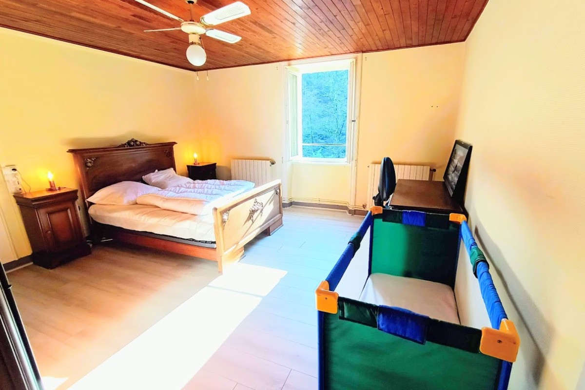 Chambre parentale (côté rivière)