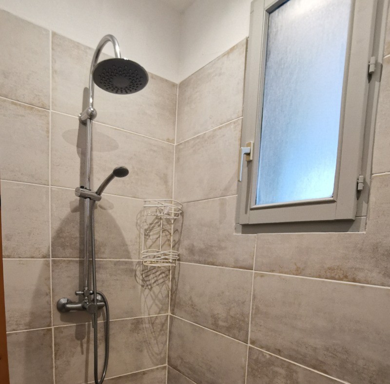 Douche au RDC