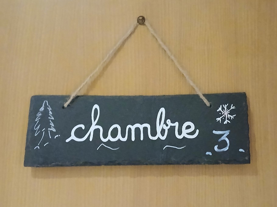 CHAMBRE 3 - Gîte Les Coquelicots - Super Besse (Puy de Dôme, 63)