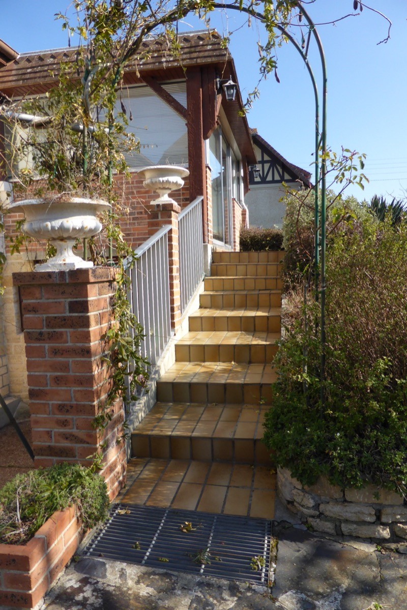 entree veranda