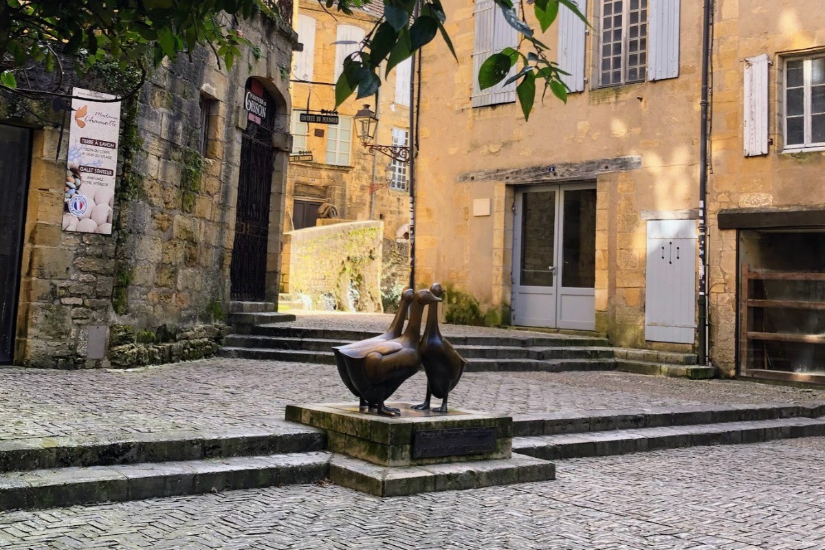Place du marché aux 3 oies  -  Sarlat