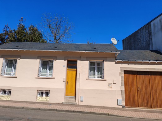 Façade depuis la rue