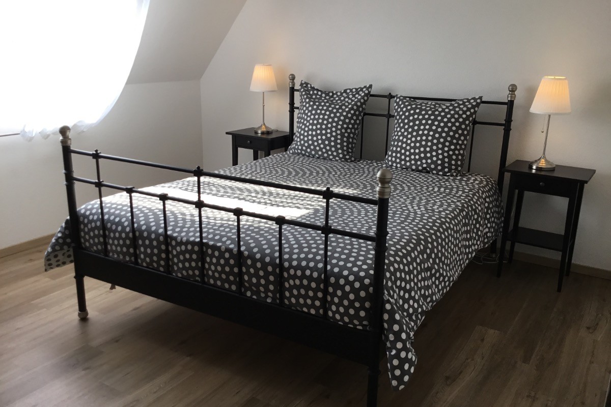 Chambre 2 lit double et lit bébé