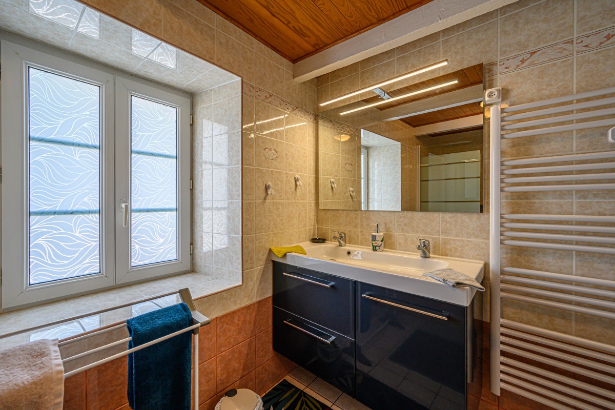 Etage: Salle de bain