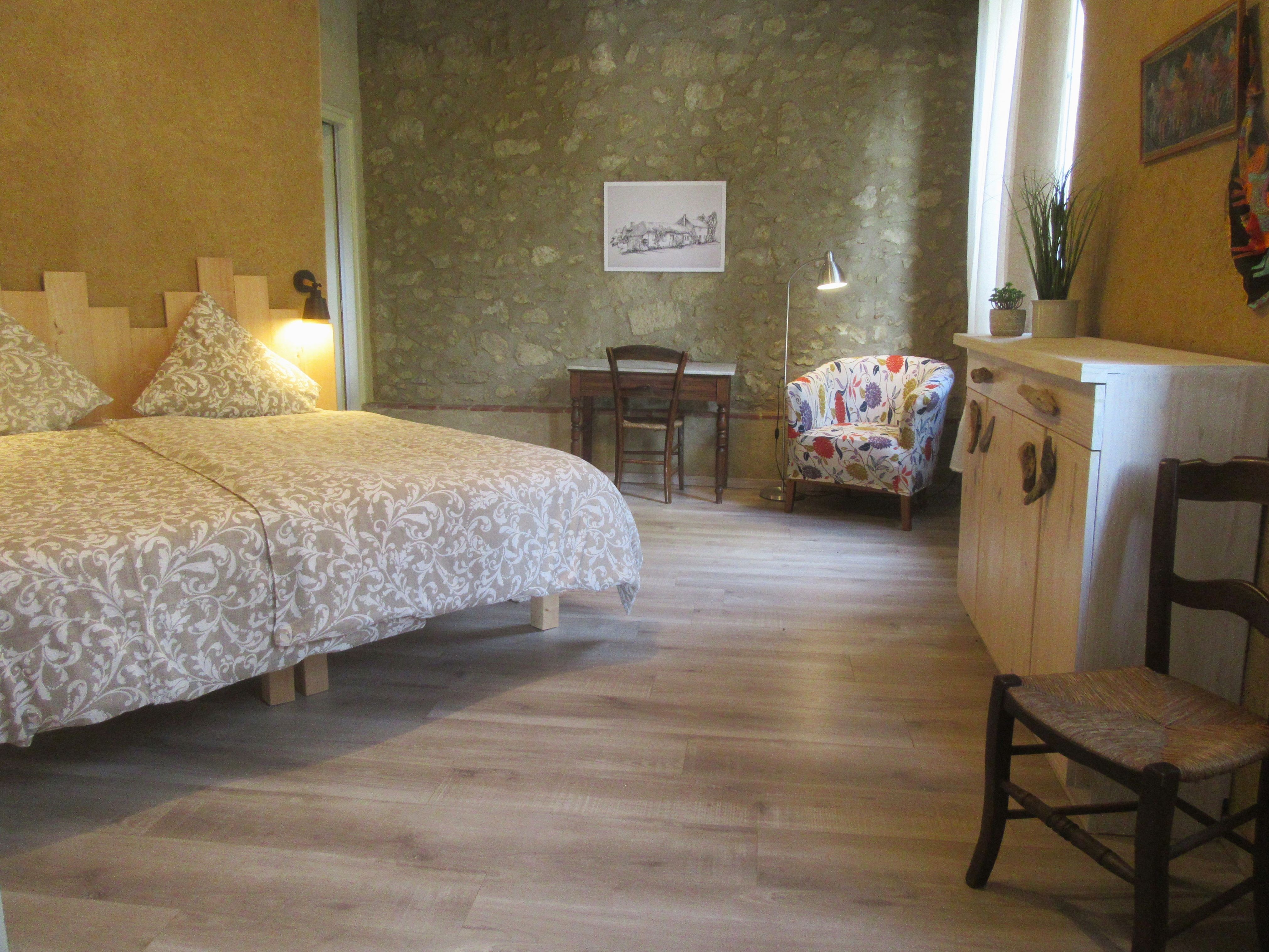 chambre côté rue