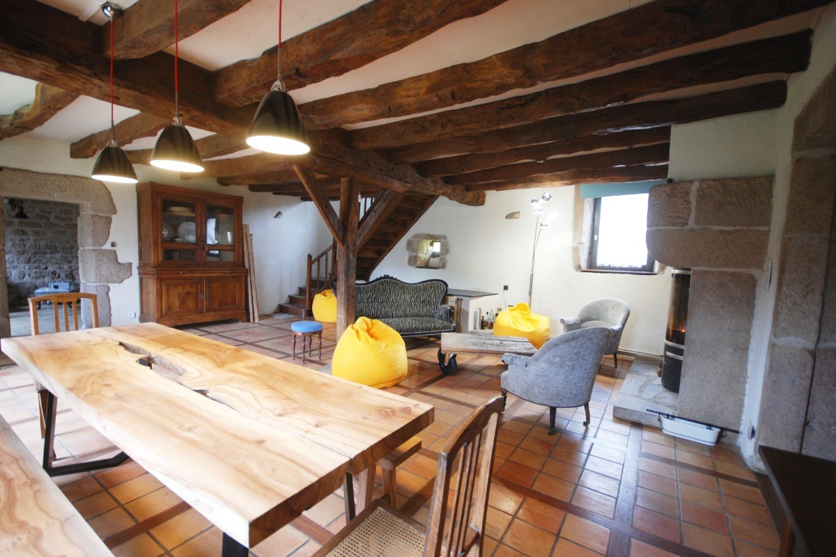 Salle à manger Gîte LE BEAUMONT DU LAC Longère 150m² Clévacances Beaumont du Lac 87120
