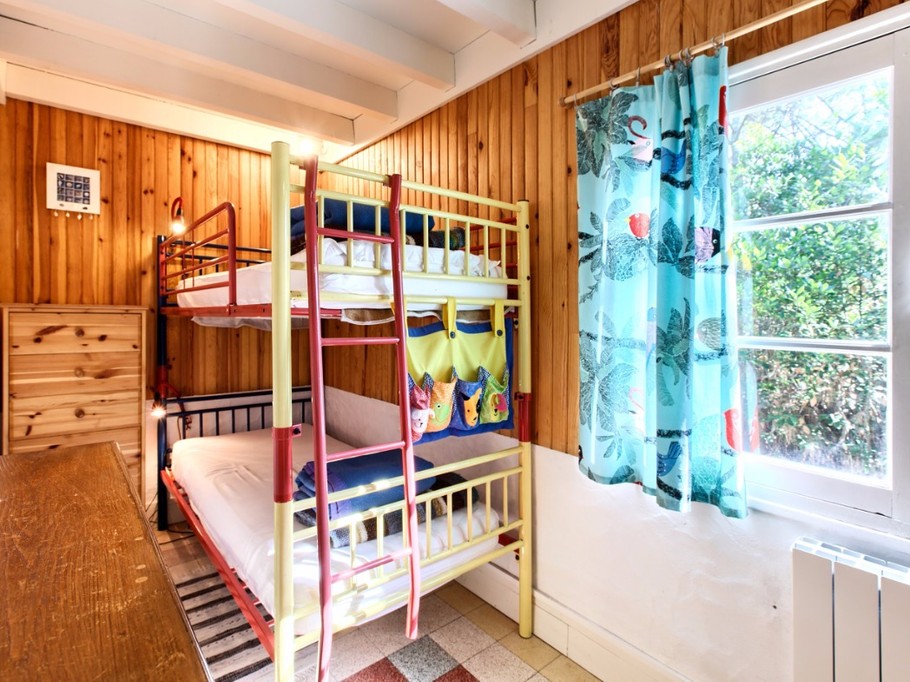 Room with bunk beds + BZ 1 person