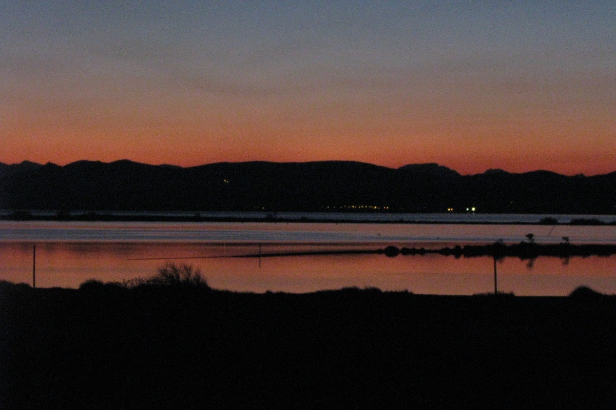 Coucher du soleil sur l'étang