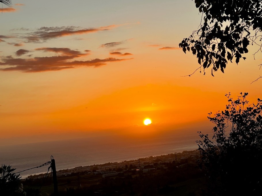 coucher de soleil vu du portail