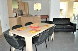 Salon/séjour ouvert sur la cuisine