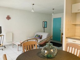 Pièce de vie/cuisine