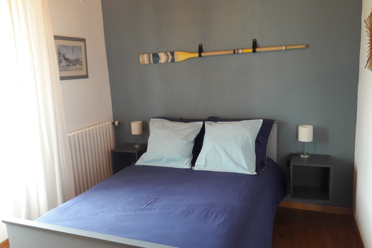 RDC: Chambre 1 avec lit 140