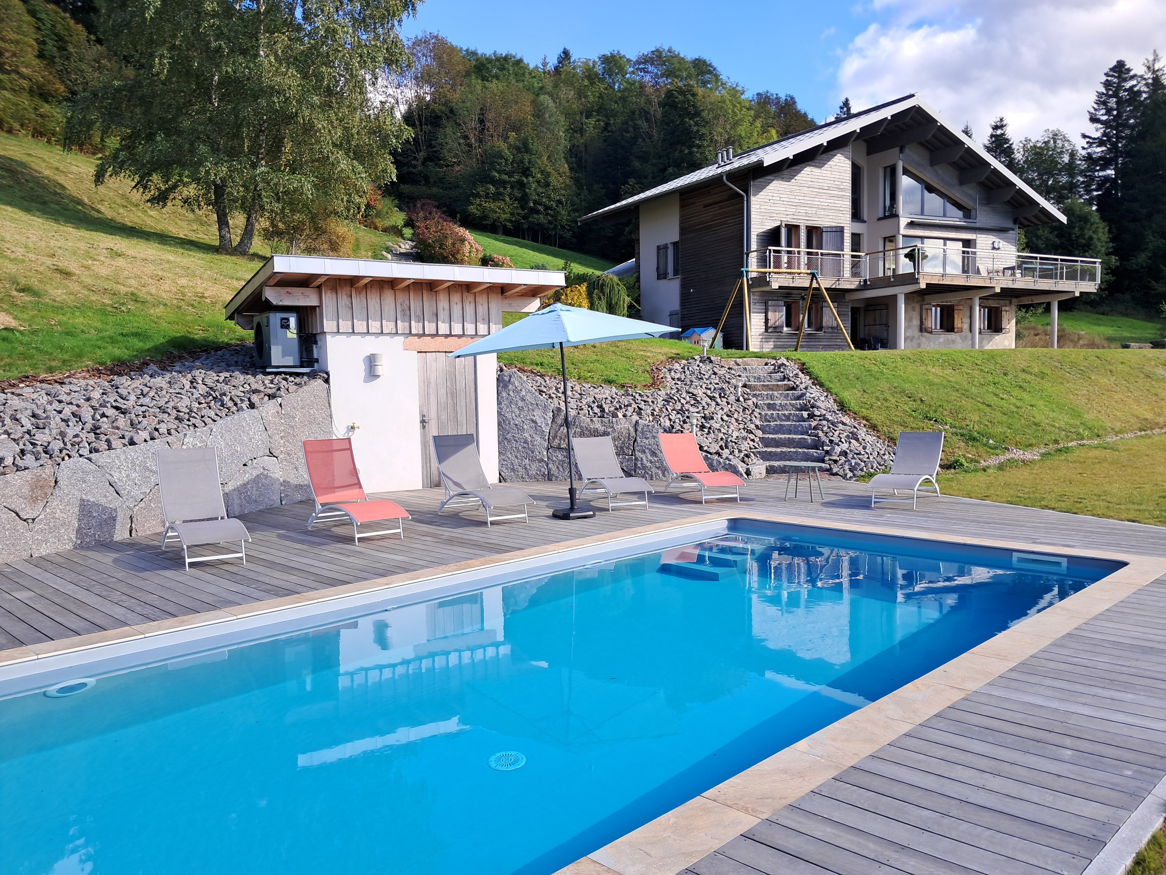 Gîte Les Neufs Lieux – Gérardmer, 4 étoiles, piscine et vue imprenable sur le lac