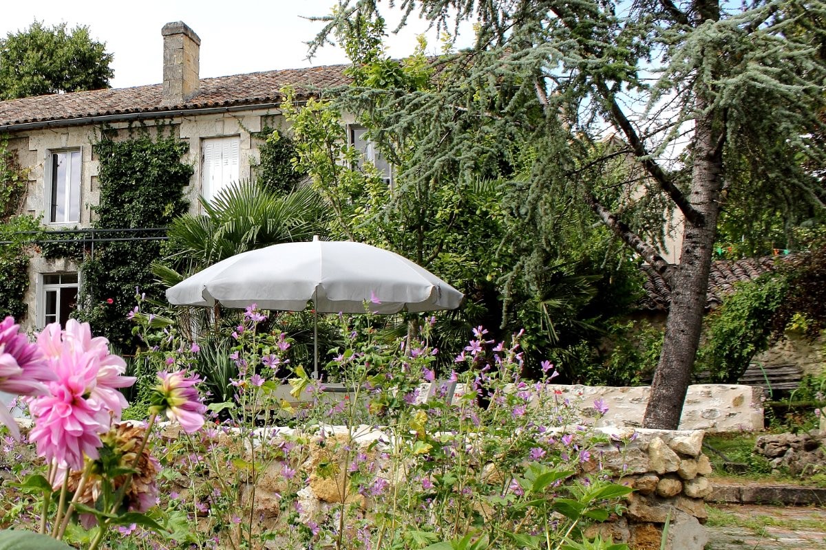 Vue extérieure côté jardin