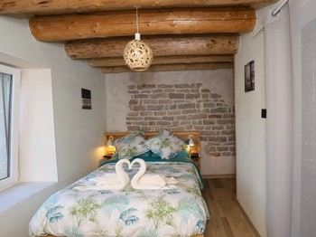 Chambre Doux Refuge 1 lit 140x190 - L'Hôtel Enfoncée Chambres et Table d'hôtes Le Val d'Ajol