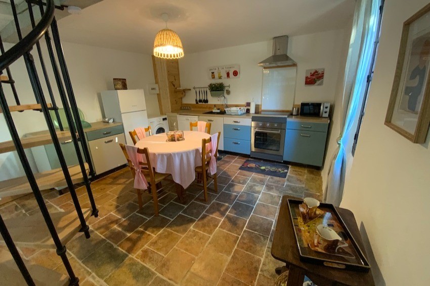 Clévacances, Ambres, Lavaur, Midi-Pyrénées, Occitanie, Gîte "La Pomarède", Cuisine 1