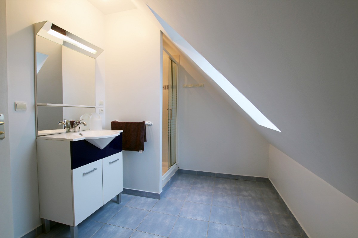 Salle d'eau étage autre vue