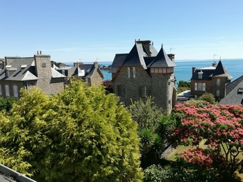 Vue panoramique depuis la pièce de vie.