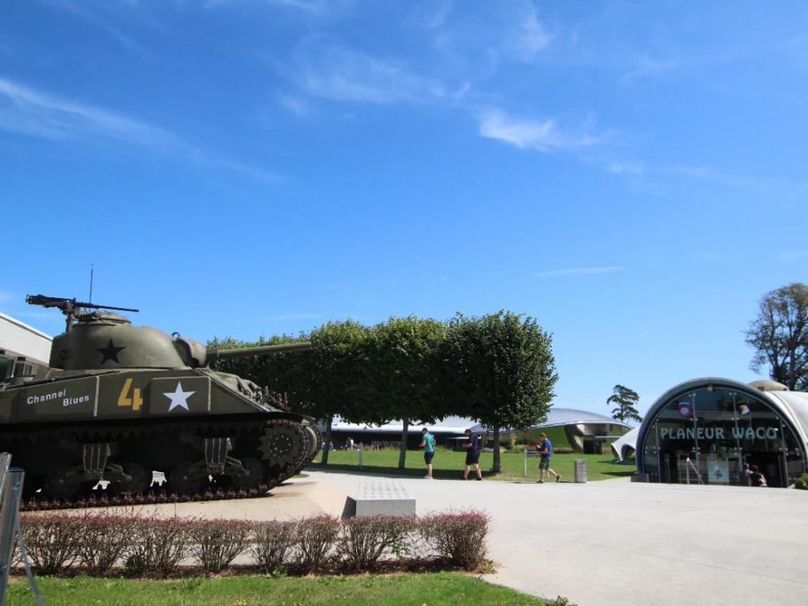 Ste Mere Eglise_Airborn Museum
