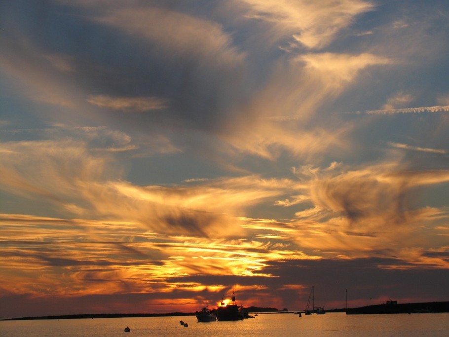 COUCHER DE SOLEIL VU DE LA TERRASSE