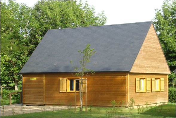 Chalets de la Besbre proche du Pal en Auvergne